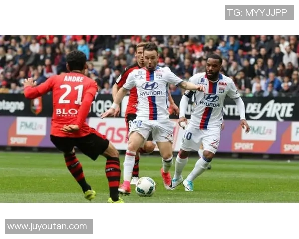 里昂与亚眠精彩对决直播信息及赛前分析全攻略